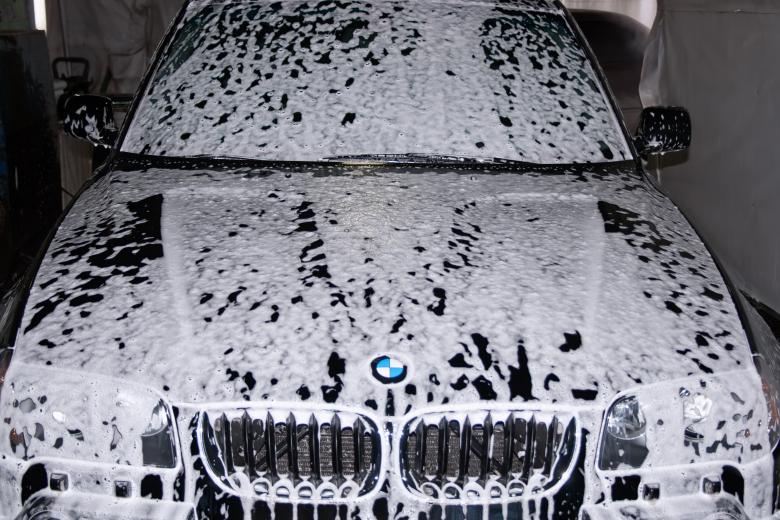 Complete Guide about What is a Snow Foam Car Wash? How To Make Snow Foam Car Wash At Home