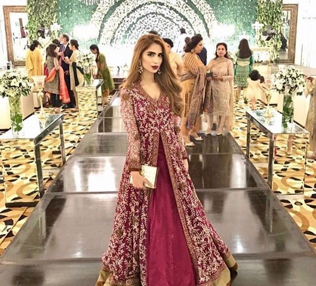 Latest Pakistani Fashion Style Guide And Tips