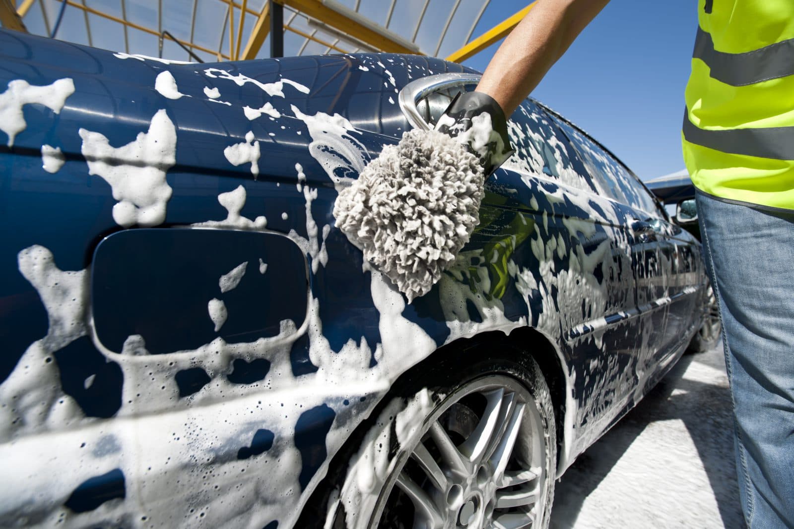 A Practical Car Wash Experience: Country club auto spa