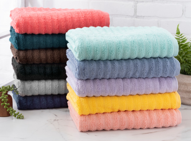 Tips for Keeping Hand Towels Long Lasting After Multiple Washes